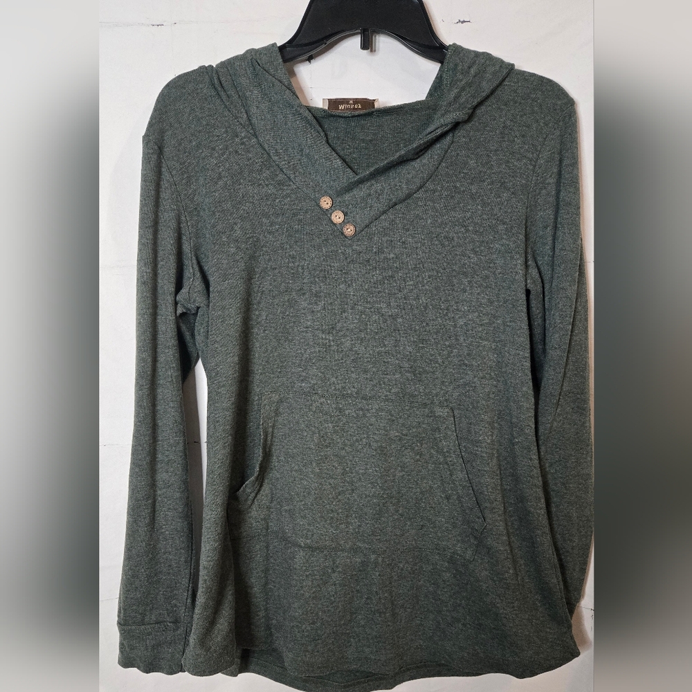 Gray Long Sleeve Sweatshirt with Crew Neck